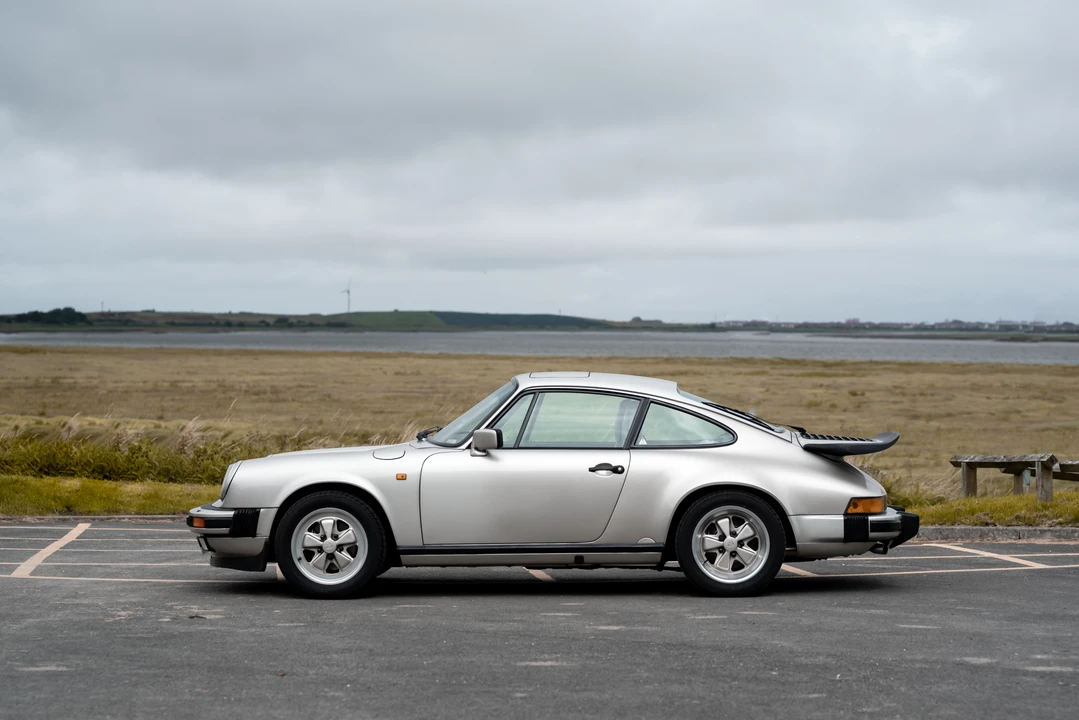 1989 Porsche 911 Carrera 3.2 - Image 11 of 31