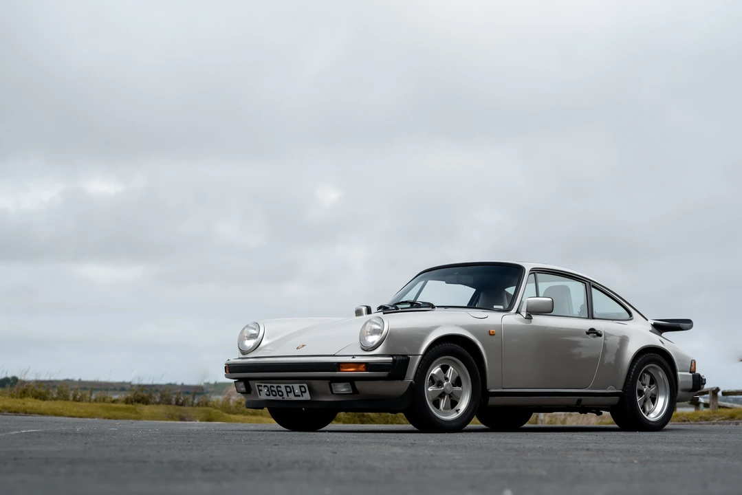 1989 Porsche 911 Carrera 3.2 - Image 15 of 31