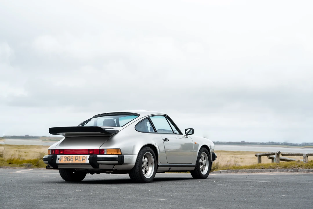 1989 Porsche 911 Carrera 3.2 - Image 26 of 31