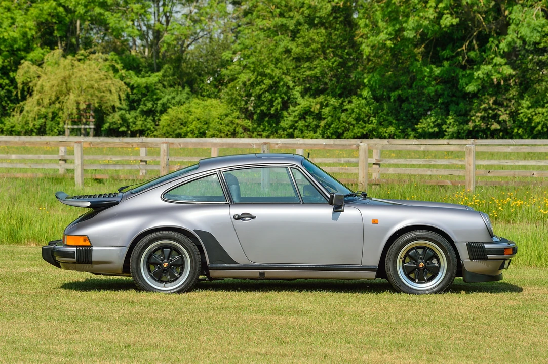 1989 Porsche 911 Carrera 3.2 - Image 6 of 31