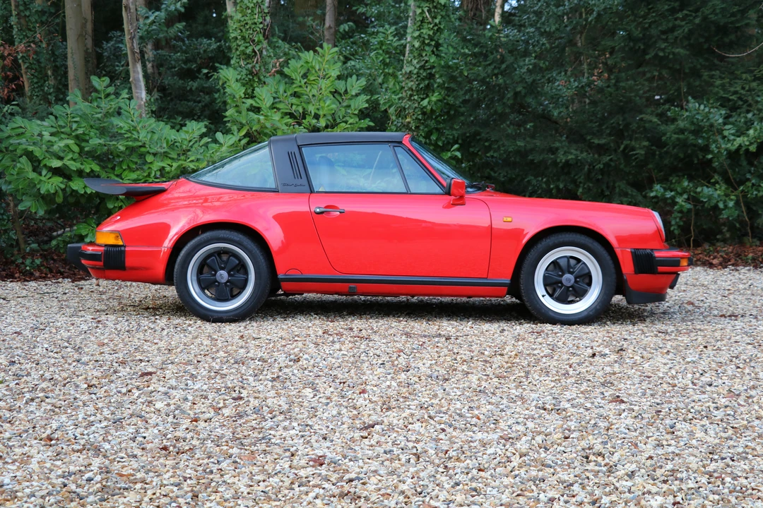 1989 Porsche 911 Carrera 3.2 - Image 16 of 31