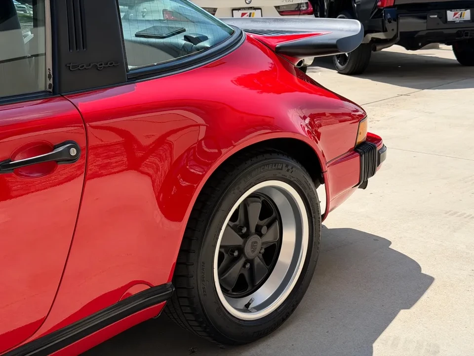 1989 Porsche 911 - Image 10 of 31