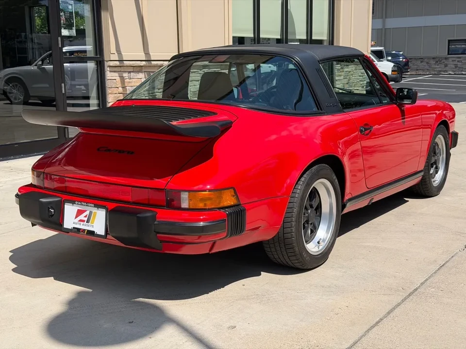 1989 Porsche 911 - Image 14 of 31