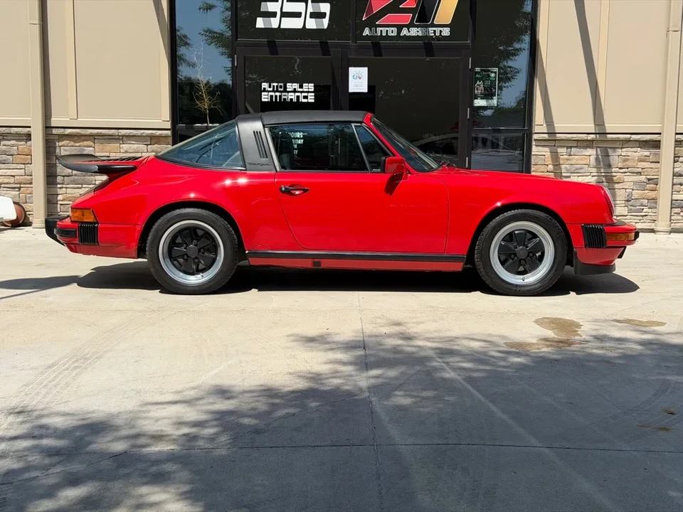 1989 Porsche 911 - Image 3 of 31