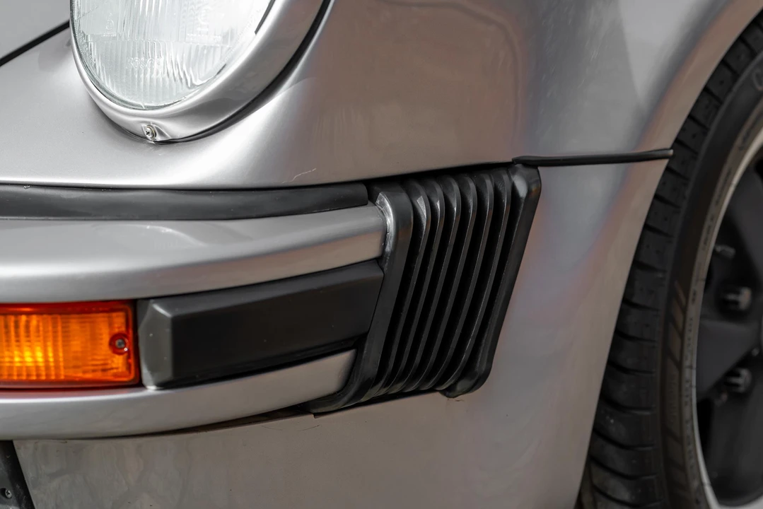 1989 Porsche 911 Carrera 3.2 - Image 18 of 31