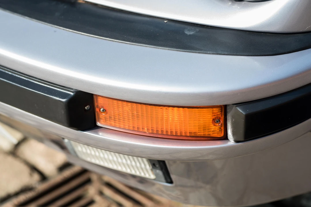 1989 Porsche 911 Carrera 3.2 - Image 19 of 31