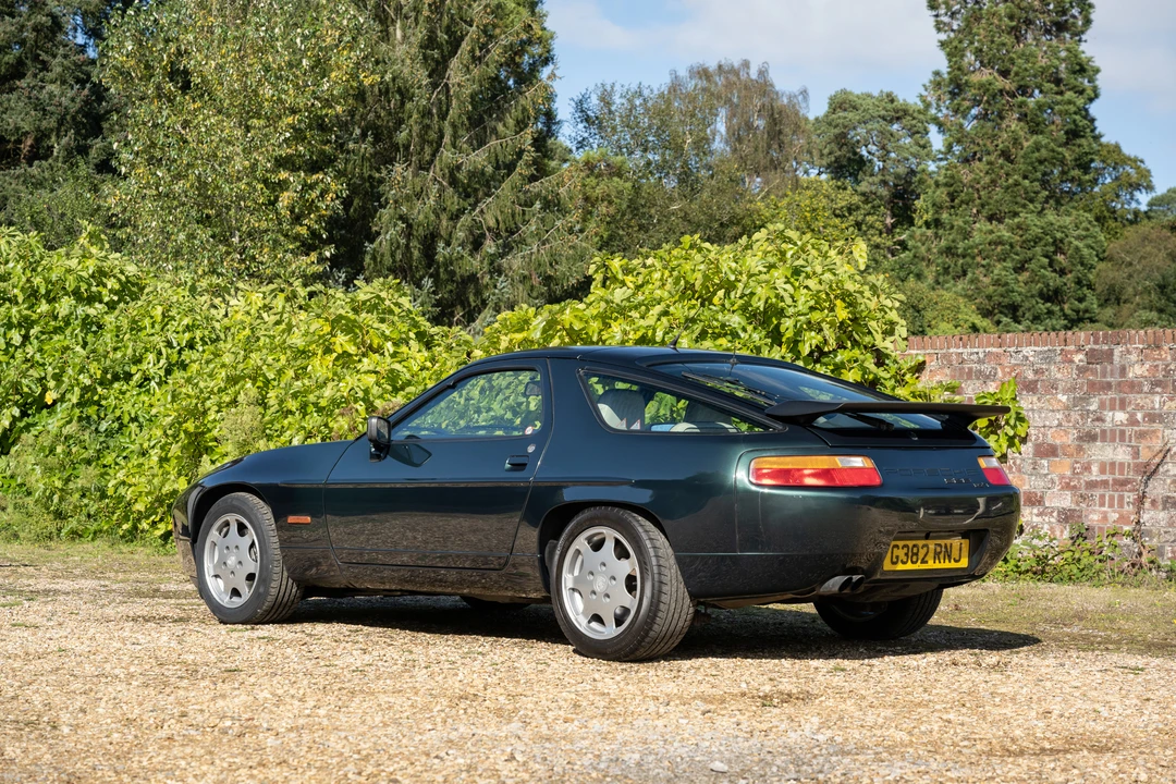 1989 Porsche 928 GT - Image 8 of 31