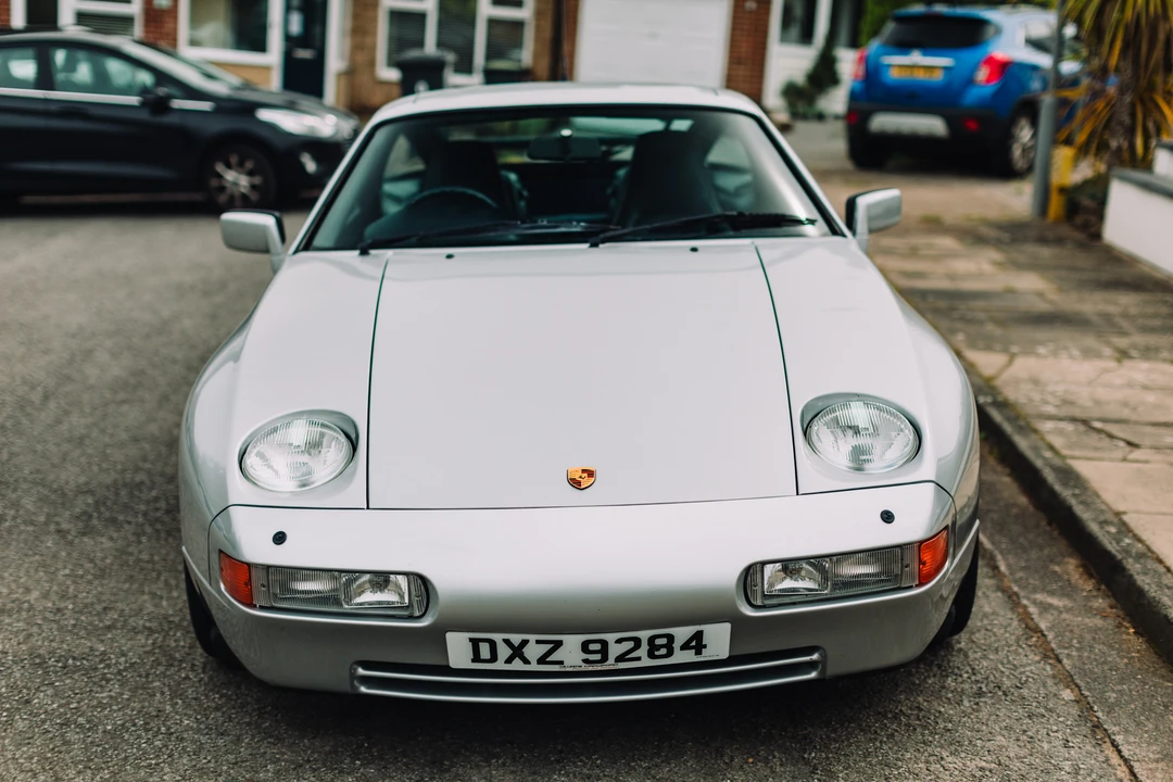1989 Porsche 928 S4 - Image 11 of 31