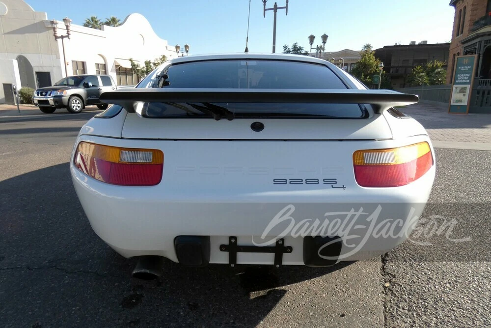 1989 Porsche 928 S4 - Image 9 of 17