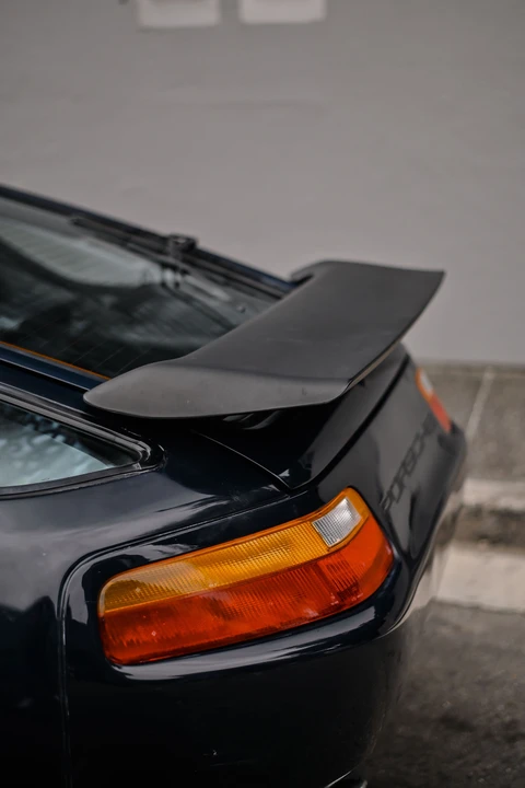 1989 Porsche 928 S4 - Image 14 of 31