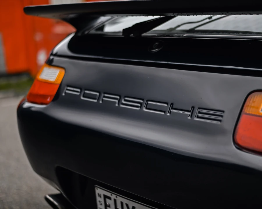 1989 Porsche 928 S4 - Image 15 of 31