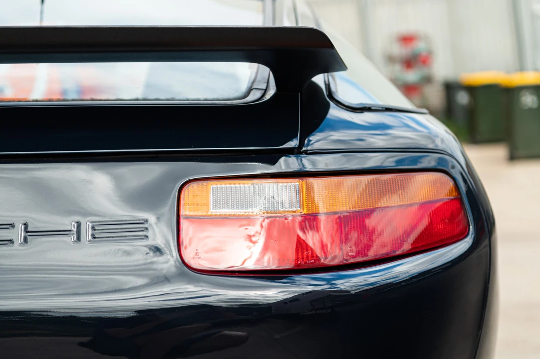 1989 Porsche 928 S4 - Image 20 of 31