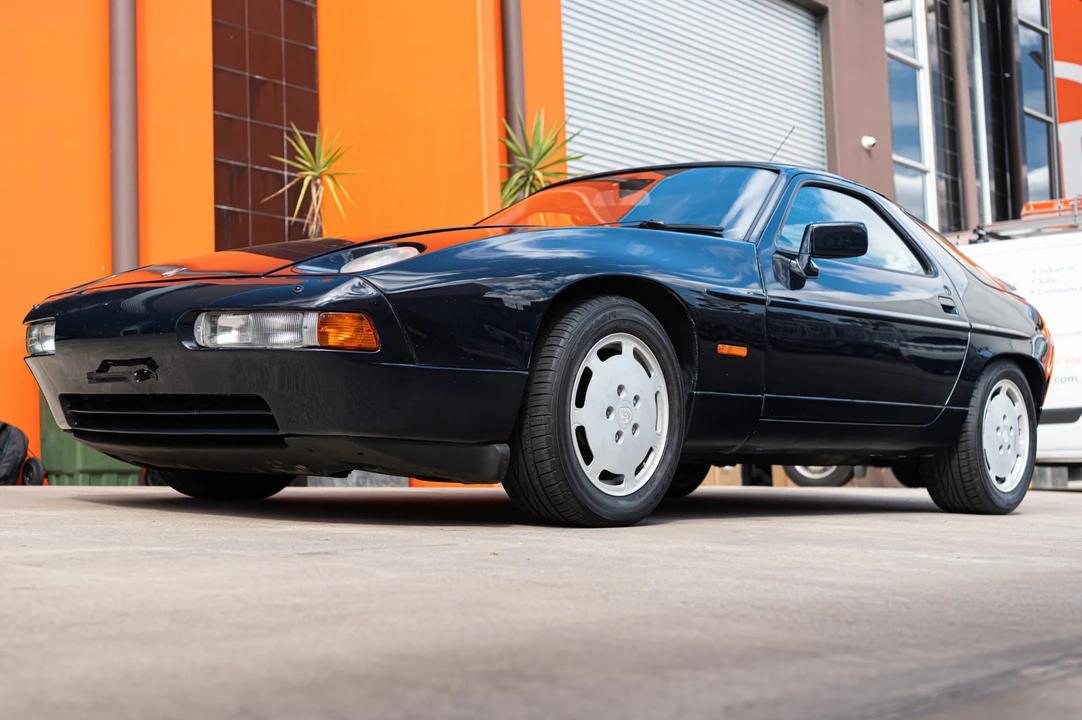 1989 Porsche 928 S4 - Image 15 of 31