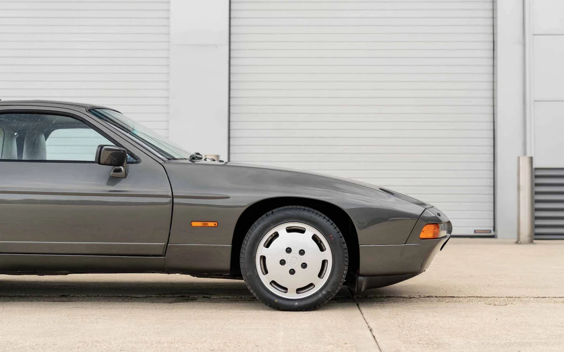 1989 Porsche 928 S4 - Image 6 of 31