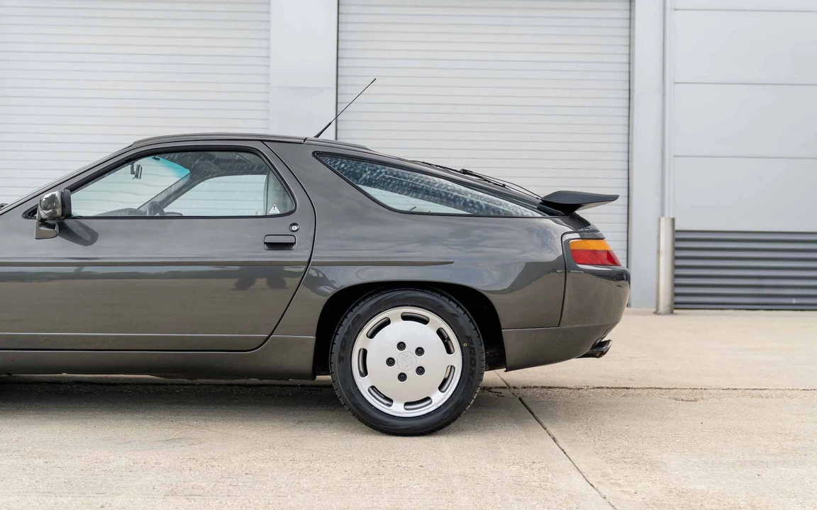1989 Porsche 928 S4 - Image 22 of 31