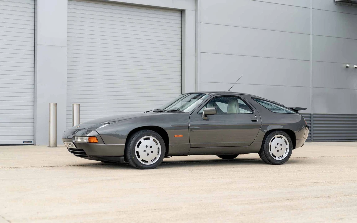 1989 Porsche 928 S4 - Image 16 of 31