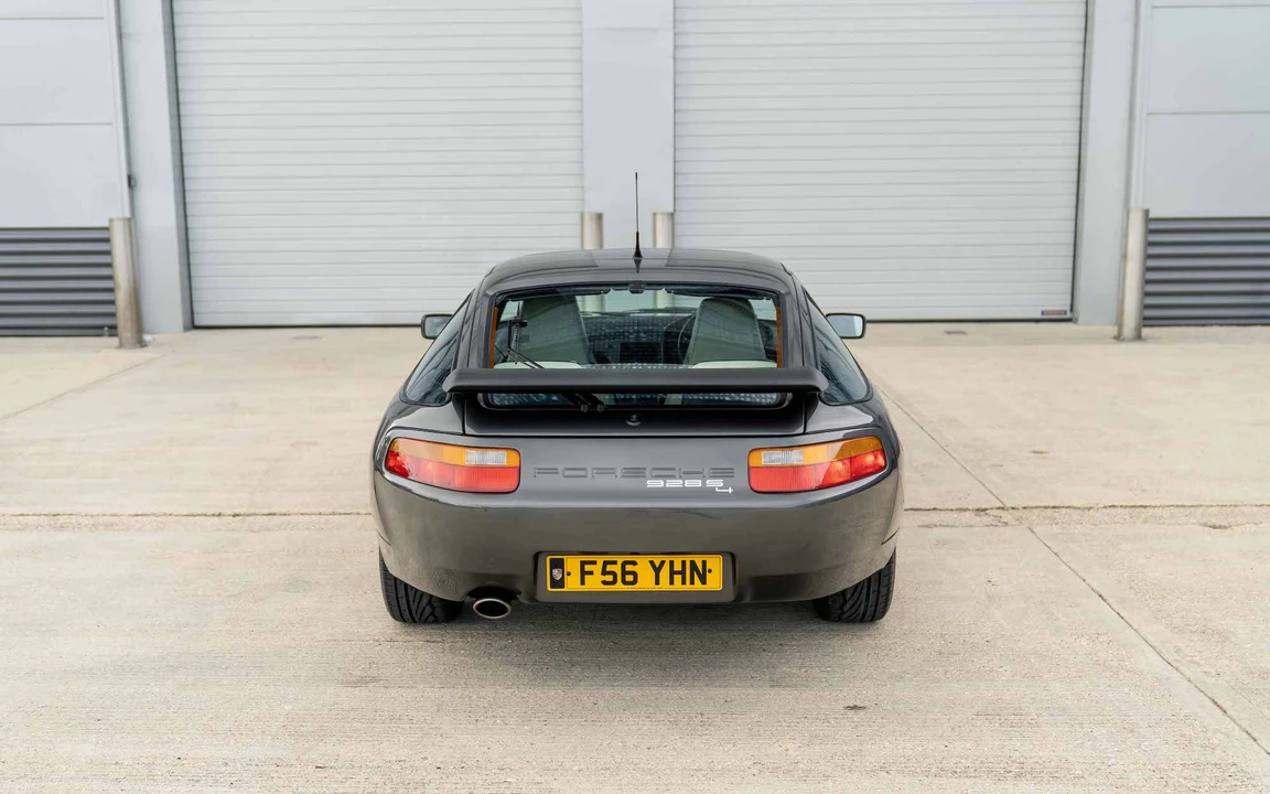 1989 Porsche 928 S4 - Image 7 of 31