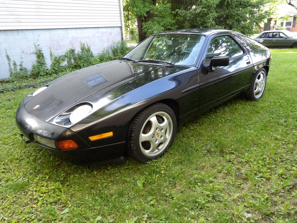 1989 Porsche 928 GT - Image 4 of 11