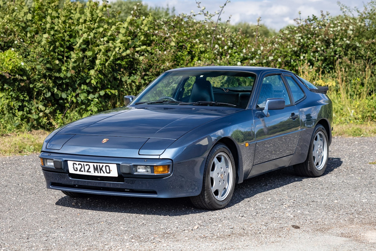 1989 PORSCHE 944 2.7