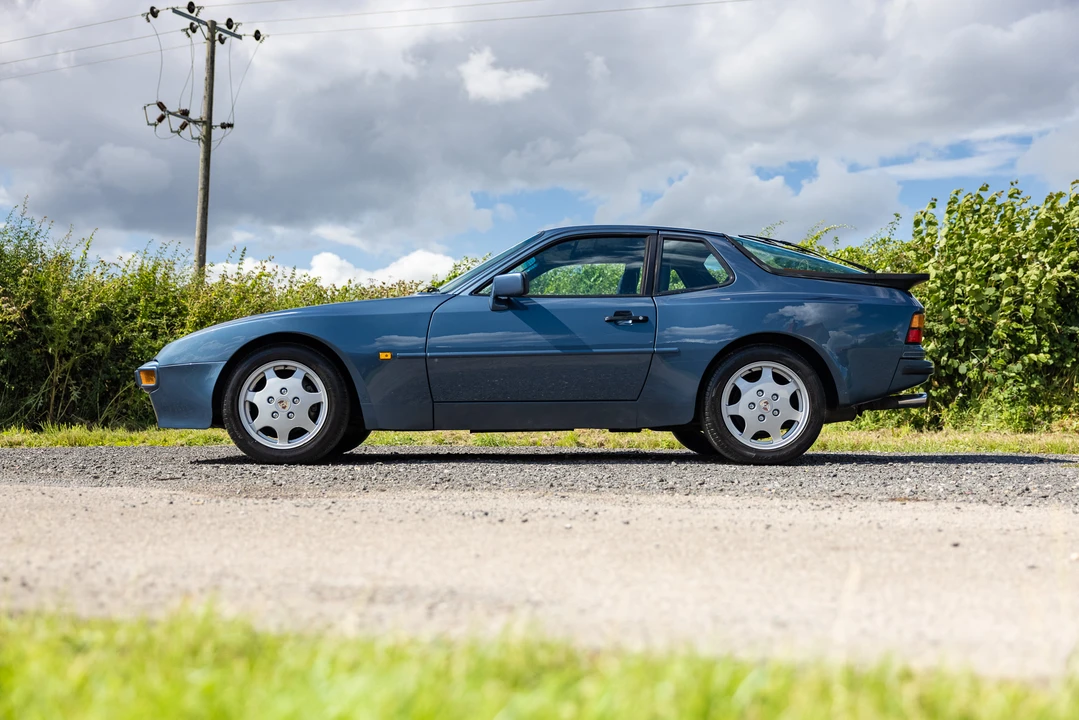 1989 Porsche 944 - Image 18 of 31