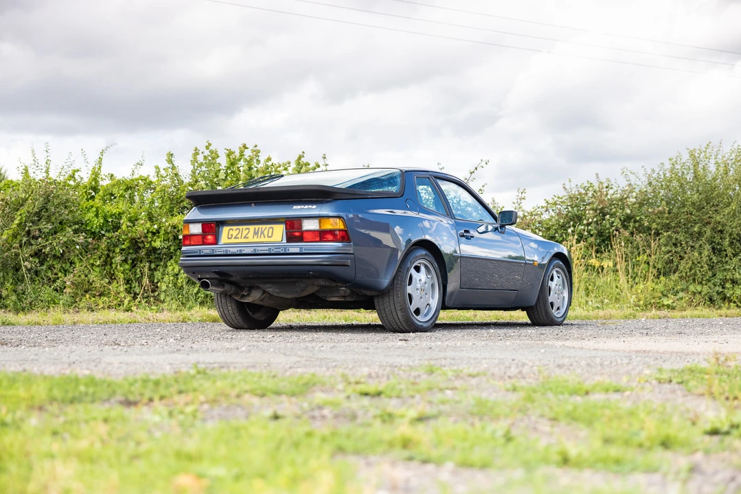 1989 Porsche 944 - Image 15 of 31