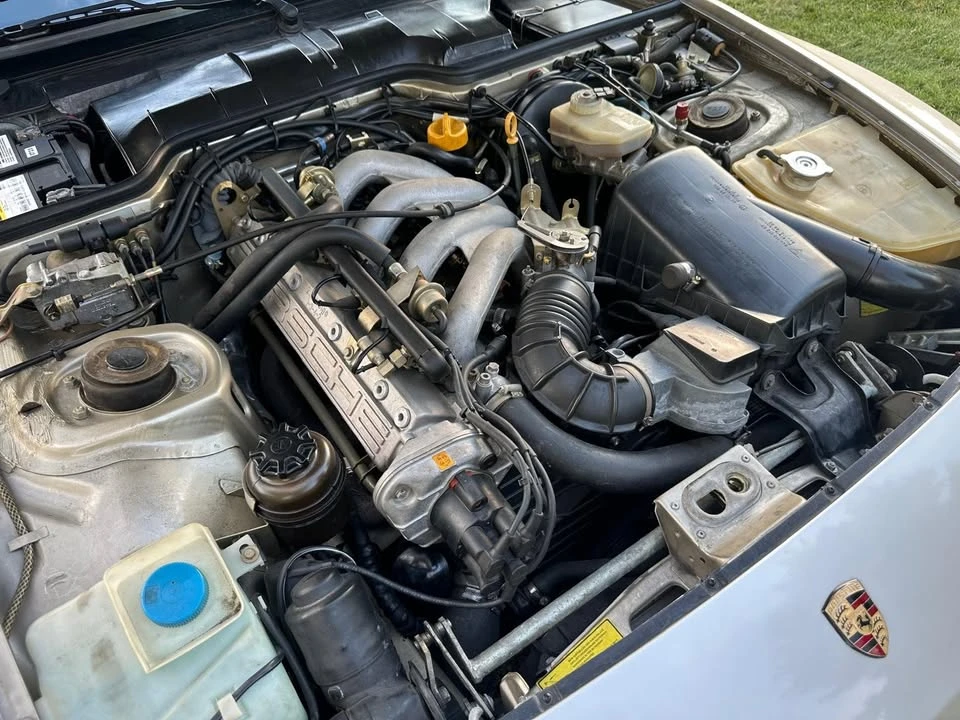 1989 Porsche 944 - Image 8 of 10