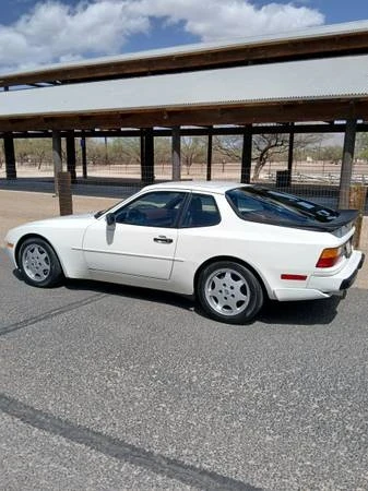 1989 Porsche 944 S2 - Image 3 of 18