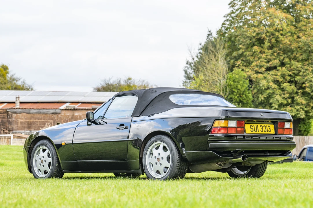 1989 Porsche 944 S2 - Image 9 of 31