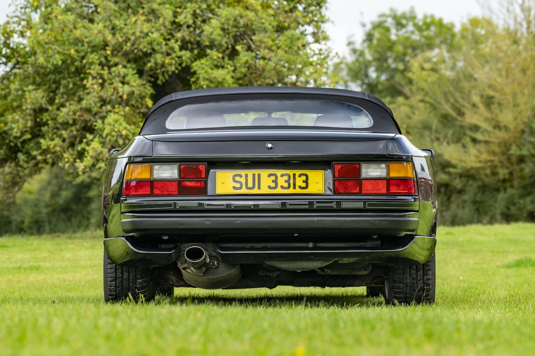 1989 Porsche 944 S2 - Image 7 of 31