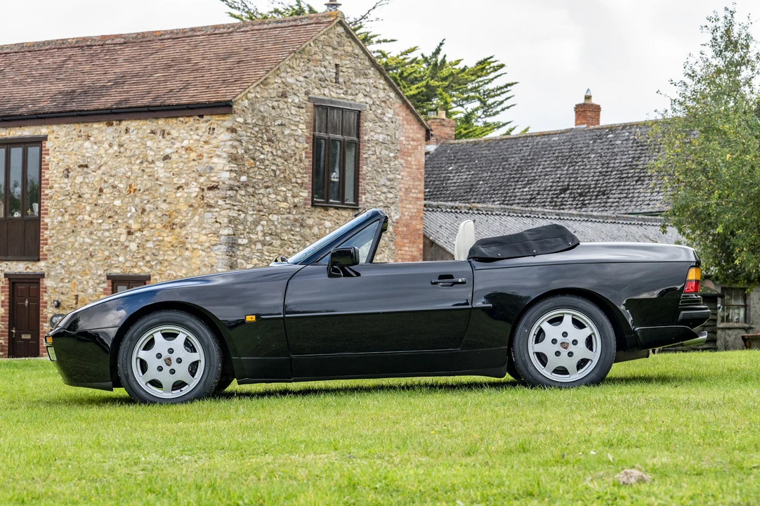1989 Porsche 944 S2 - Image 23 of 31