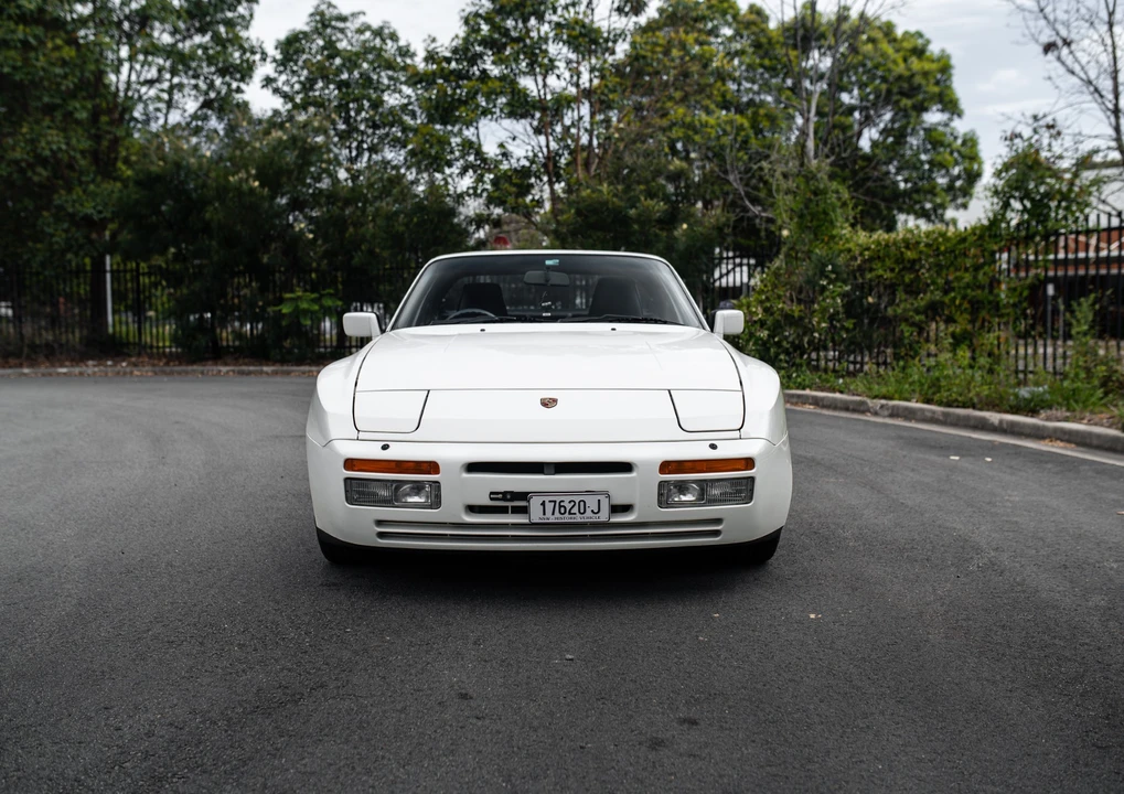 1989 Porsche 944 S2 - Image 3 of 31