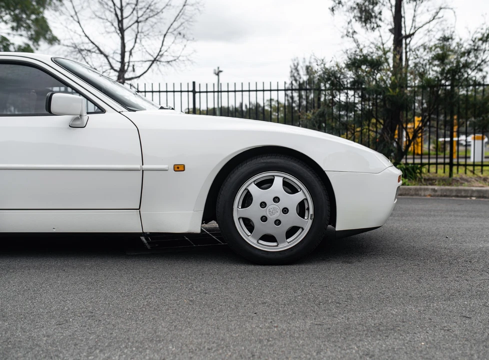 1989 Porsche 944 S2 - Image 11 of 31