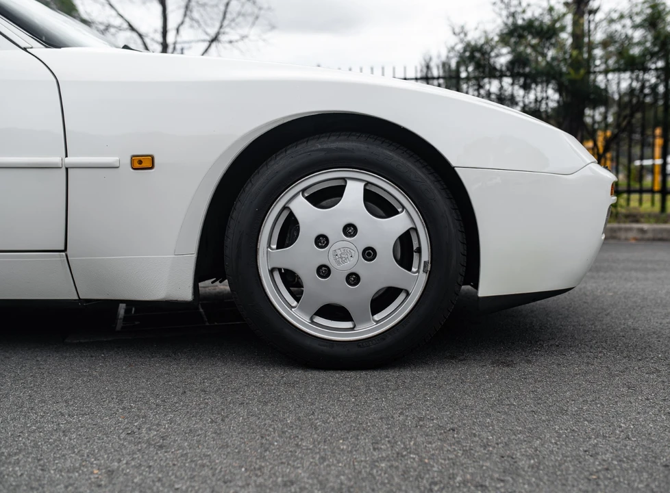 1989 Porsche 944 S2 - Image 12 of 31