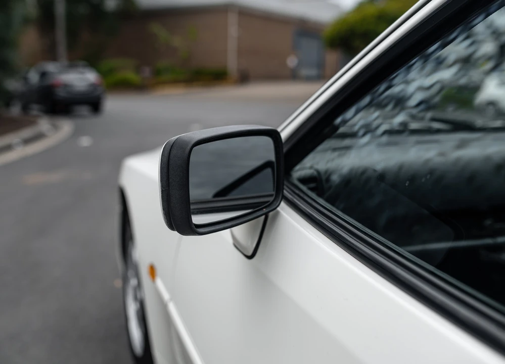 1989 Porsche 944 S2 - Image 23 of 31