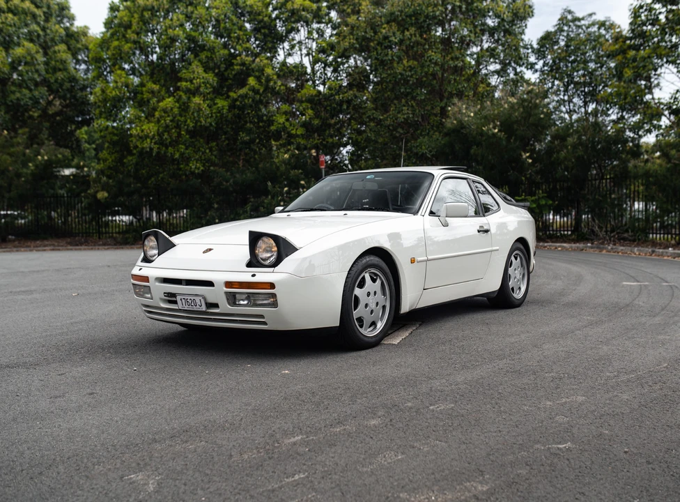 1989 Porsche 944 S2 - Image 6 of 31