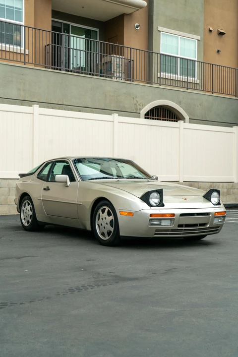 1989 Porsche 944 Turbo - Image 11 of 31