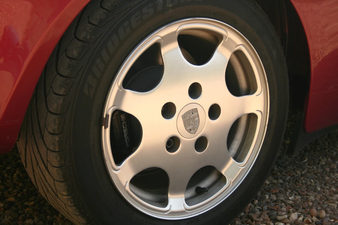 1989 Porsche 944 Turbo - Image 23 of 31