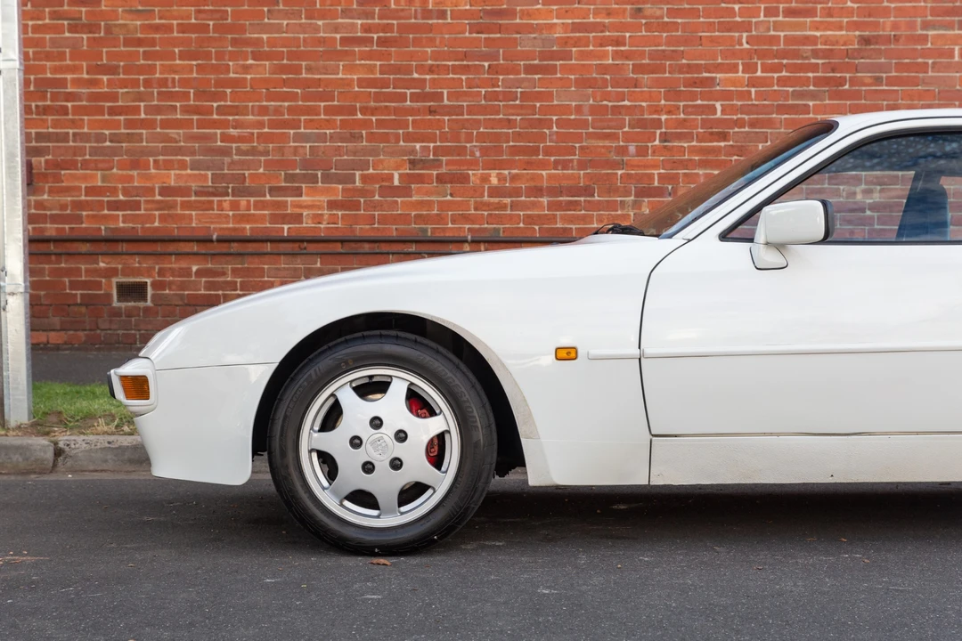 1989 Porsche 944 - Image 19 of 31