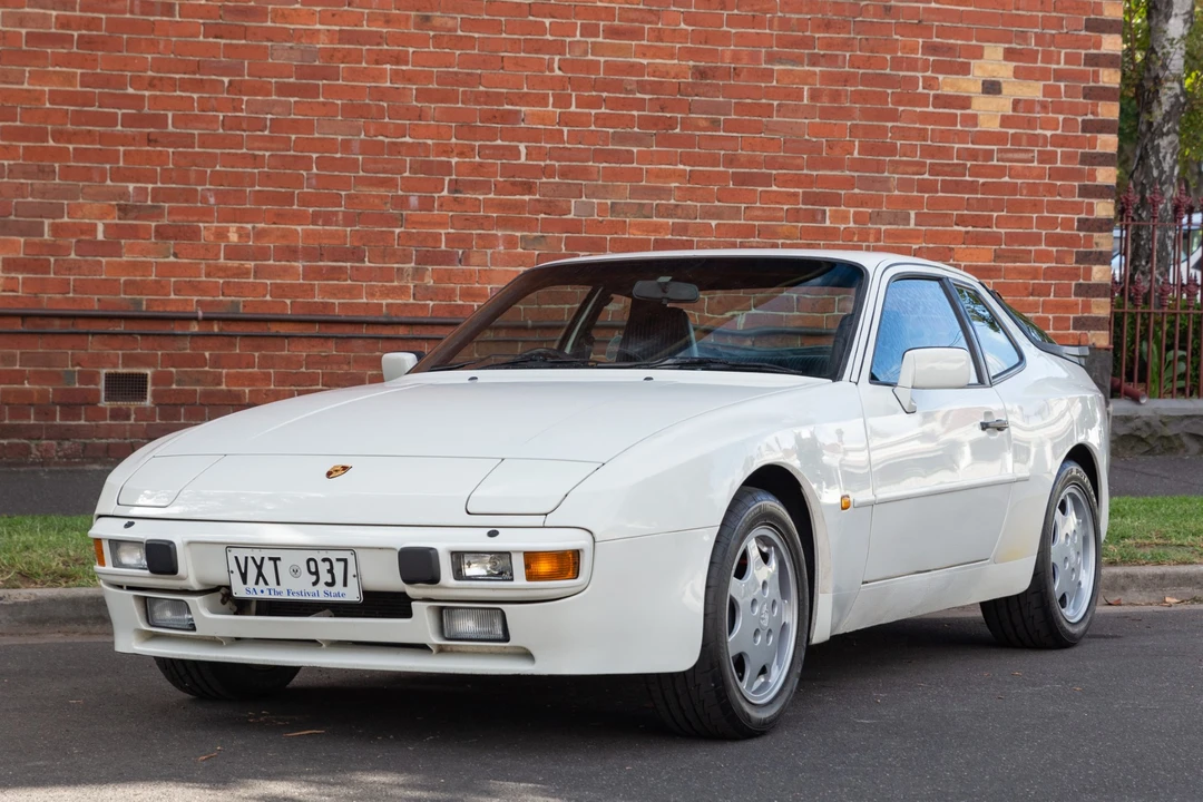 1989 Porsche 944 - Image 10 of 31