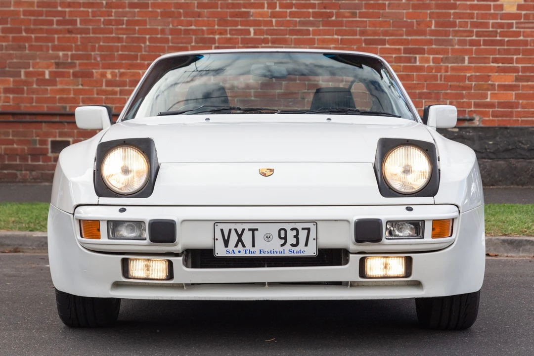 1989 Porsche 944 - Image 11 of 31