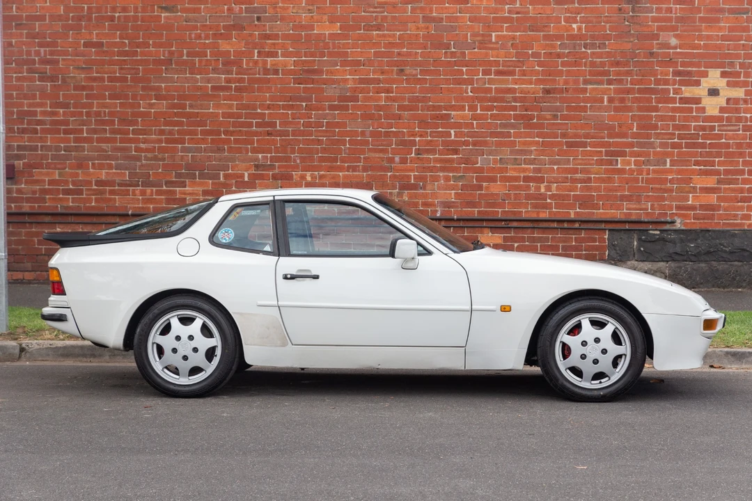 1989 Porsche 944 - Image 5 of 31