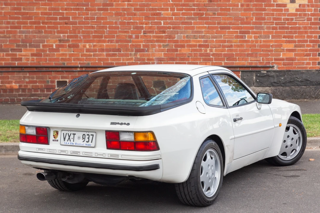 1989 Porsche 944 - Image 22 of 31