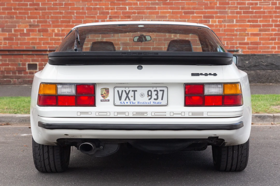 1989 Porsche 944 - Image 7 of 31