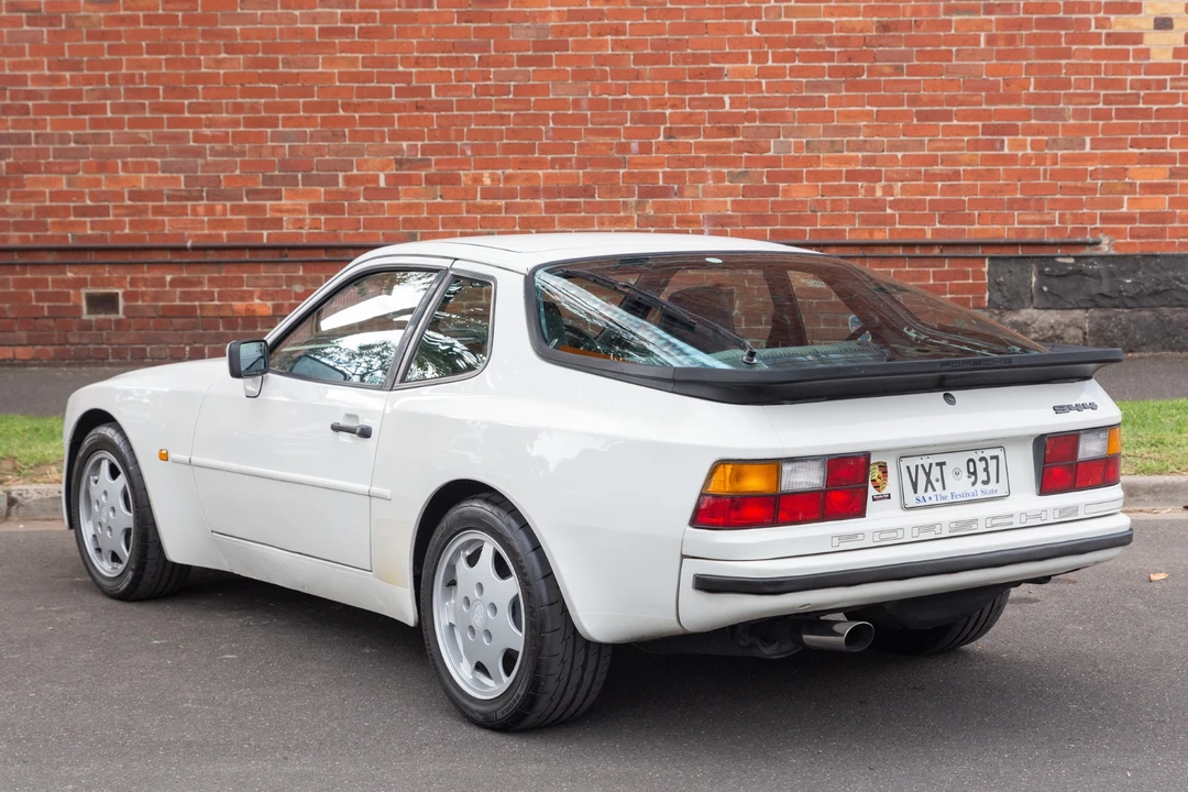 1989 Porsche 944 - Image 27 of 31