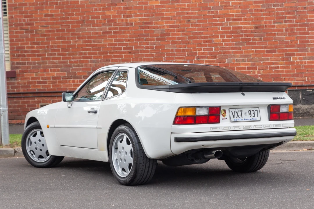 1989 Porsche 944 - Image 28 of 31