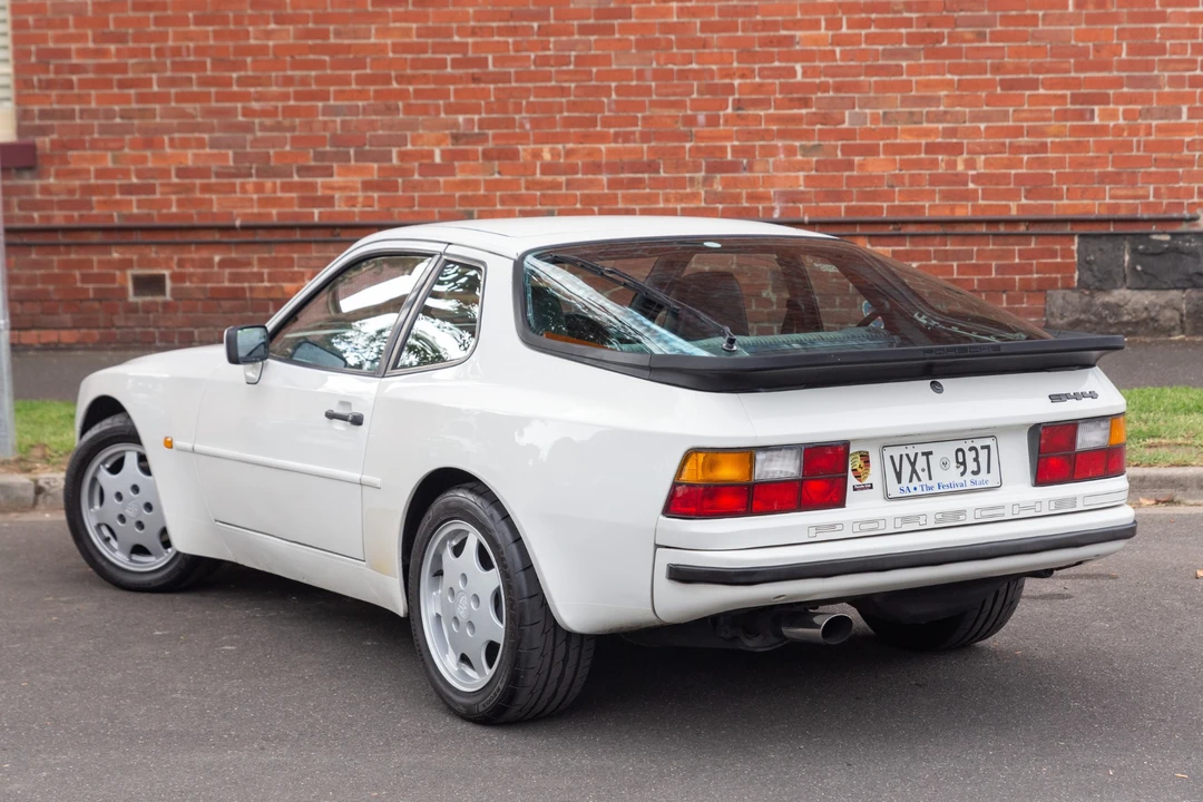 1989 Porsche 944 - Image 29 of 31