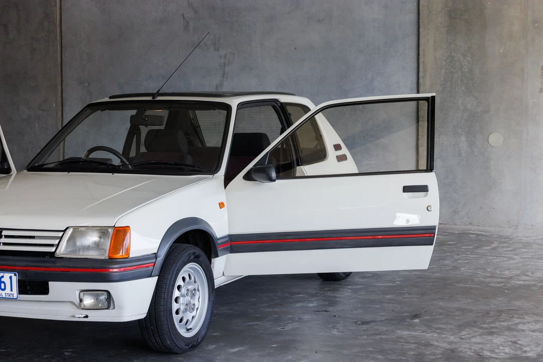 1989 Peugeot 205 GTI - Image 31 of 31