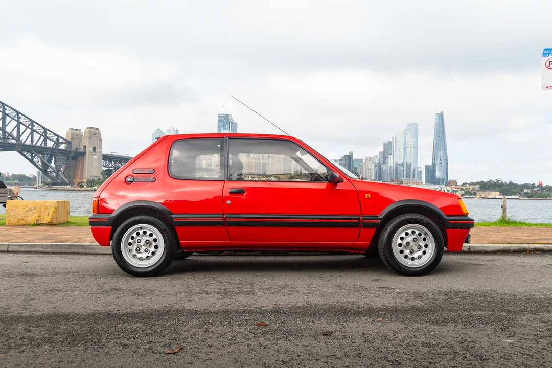 1989 Peugeot 205 GTI - Image 11 of 31