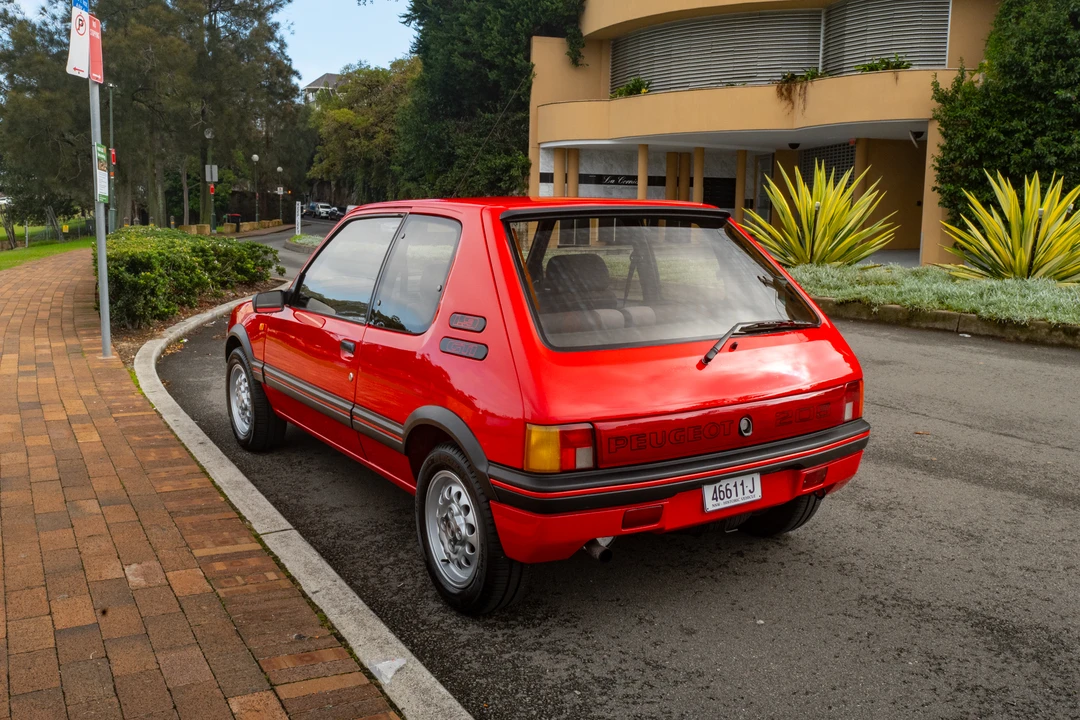 1989 Peugeot 205 GTI - Image 16 of 31