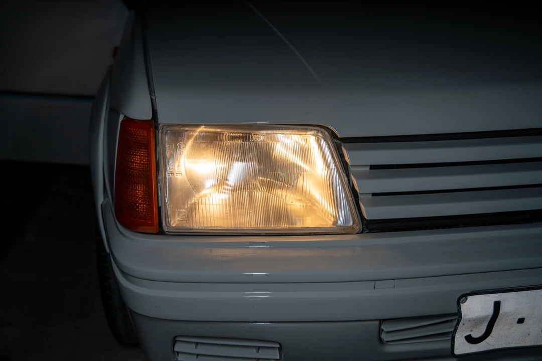 1989 Peugeot 205 - Image 30 of 31